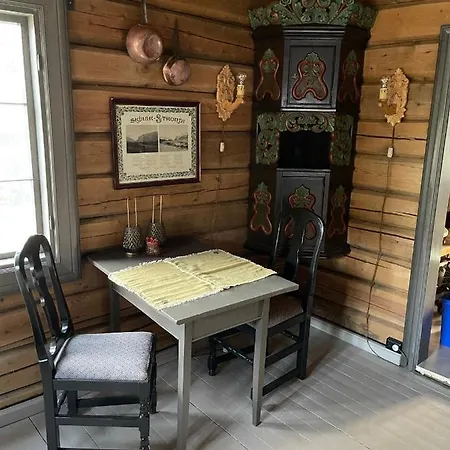 山林小屋 Reinheimen *