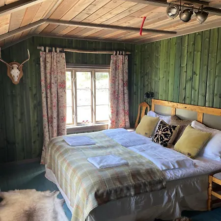 Reinheimen 山林小屋 *